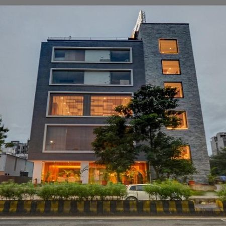 Pinnacle Grand Hotel Ahmedabad Extérieur photo